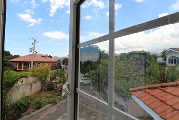 هاستل Belleh23 Kingston Creative Guesthouse