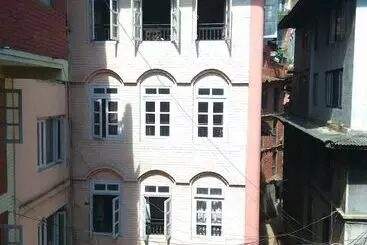 پانسیون Big Bell Guest House
