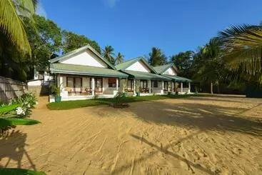 تختخواب و صبحانه The Araliya Retreat
