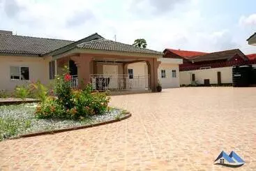 Pensão Danritzcer Suites