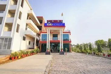 Fabhotel The Yash Resort