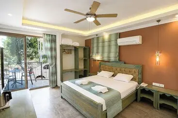 Payam Agora Hotel Room Only, Shared Terrace & Kitchen