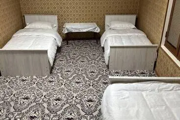 ペンション Aisha Guest House