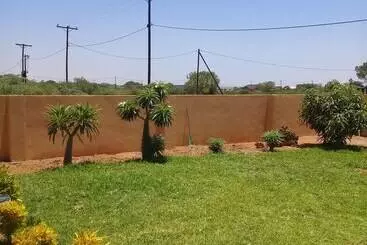 Rest Shade Bed And Breakfast