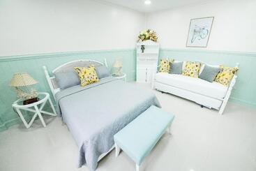 پانسیون The Partridge Guesthouse