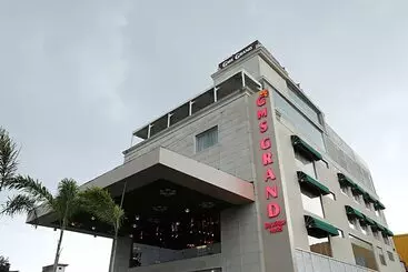 Hotel Av Royale Gms Road