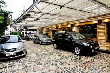 Hotel Suraj Palace