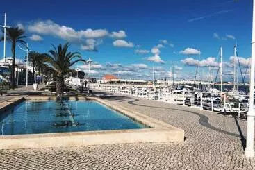 Majatalo Alojamento Baixa Mar
