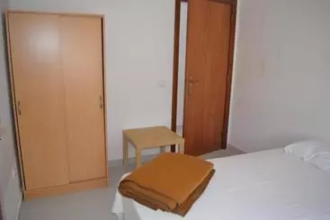 ペンション Low Cost