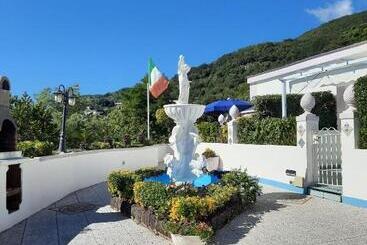 아파트호텔 Casa Vacanza Villa Lesto