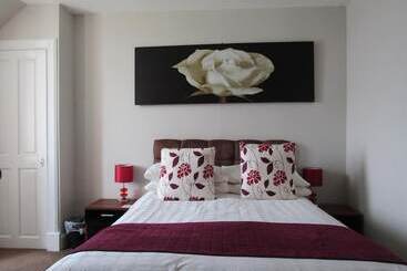 Pensió Adelphi Villa