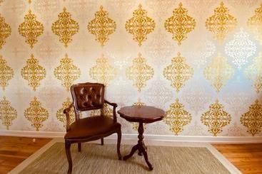 Pensió Ferienwohnungen Weingut Kilburg