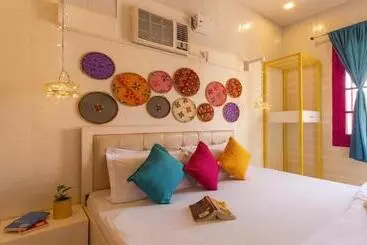 Herberge Madpackers Amritsar Bunks, Rooms, & Community