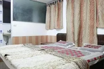 پانسیون Deluxe Stay Near The Epic Tajmahal