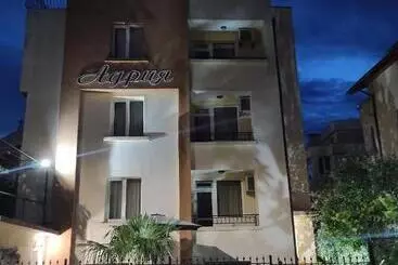 Pension Guest House Adriya