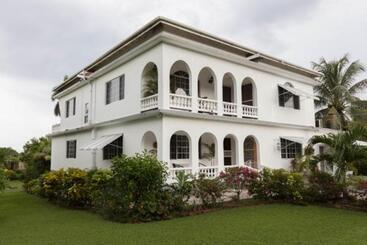 Pensión Lorenton Hideaway