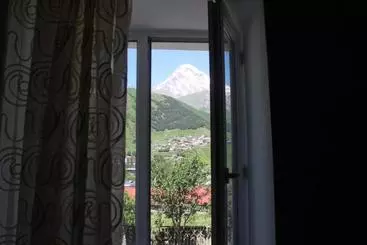 پانسیون Inga Guest House
