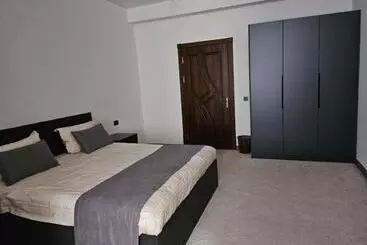 Panzió Guest House Rohat Lux