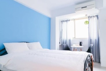 هاستل Long House