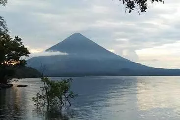 Majatalo Murph's Surf Shacks