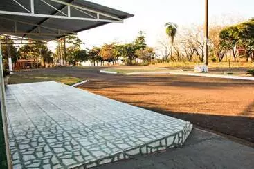ペンション Pousada Rio Paraná