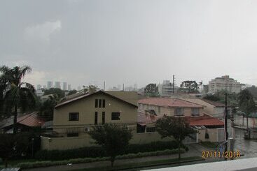 פנסיון Villa Tata Suítes Ltda