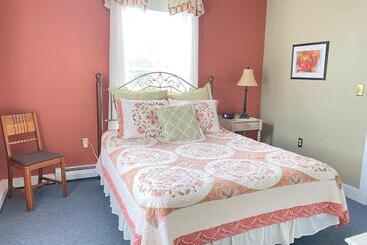 호스텔 Bristol Suites