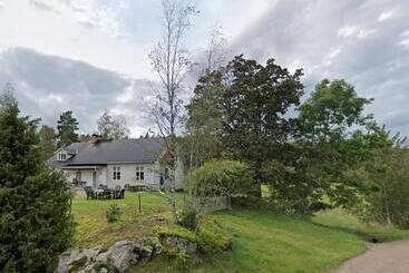 Bed and Breakfast Lägenhet Elofstorps Gamla Missionshus