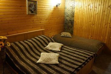 Pensjonat At Starunchakiv Family