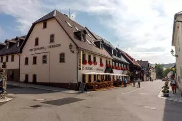 Majatalo Penzion A Apartmány Daro