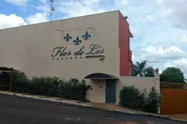 پانسیون Pousada Flor De Lis