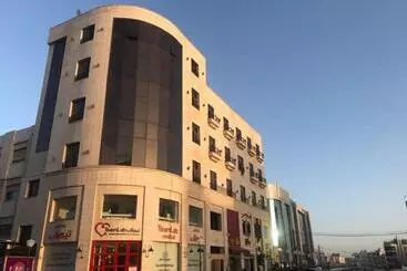هتل آپارتمان Baden Hotel Suites