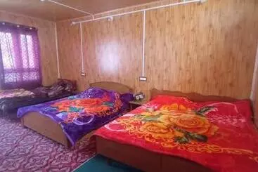 Pension New World Guest House