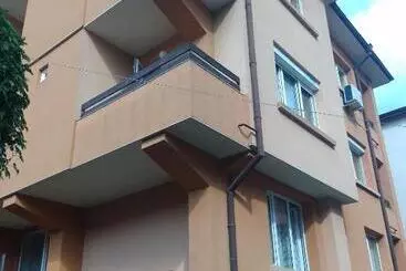 پانسیون Guest House Yanina