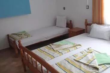 پانسیون Guest House Yanina