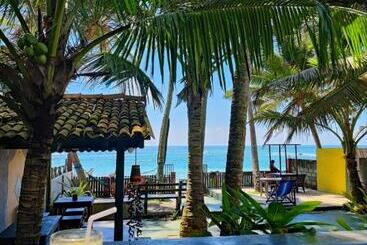 پانسیون Praneeth Guest House