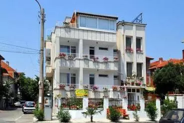 پانسیون Guest House Margarita