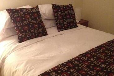 پانسیون Hostal Del Valle