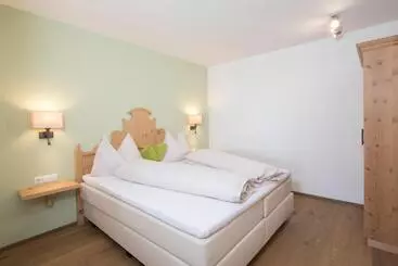 Albergue Gasthof Herrnhaus