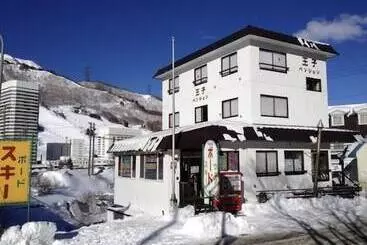 Gästgiveri Ouji Pension Naeba