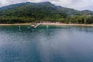 Hotelli Pangulatan Beach Resort