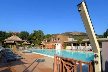 Hostal Camping Le Sagone