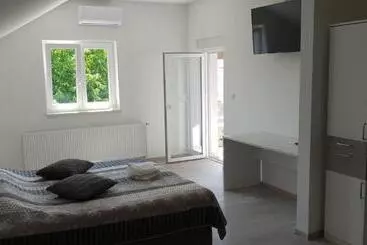 Cămin Ke To Zagreb Airport Rooms