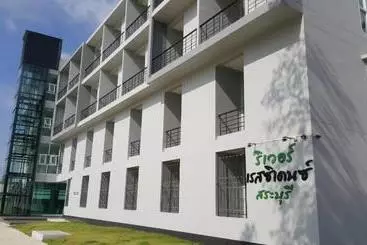 هتل River Residence Saraburi