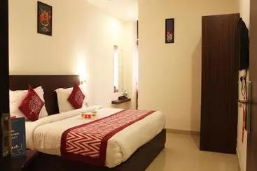 Hôtel Capital O 3600  Royal Windsor