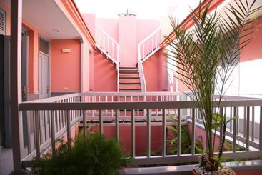 Apartamentos San Sebastián - San Sebastian de la Gomera