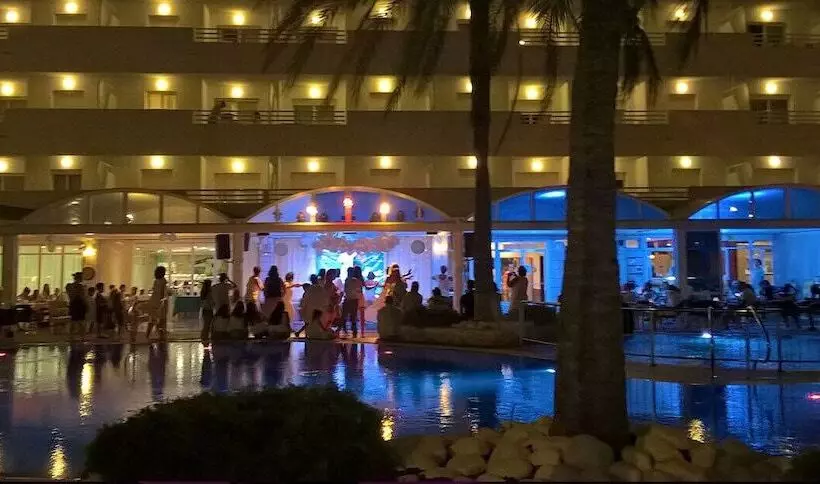 酒店 AR Roca Esmeralda & Spa