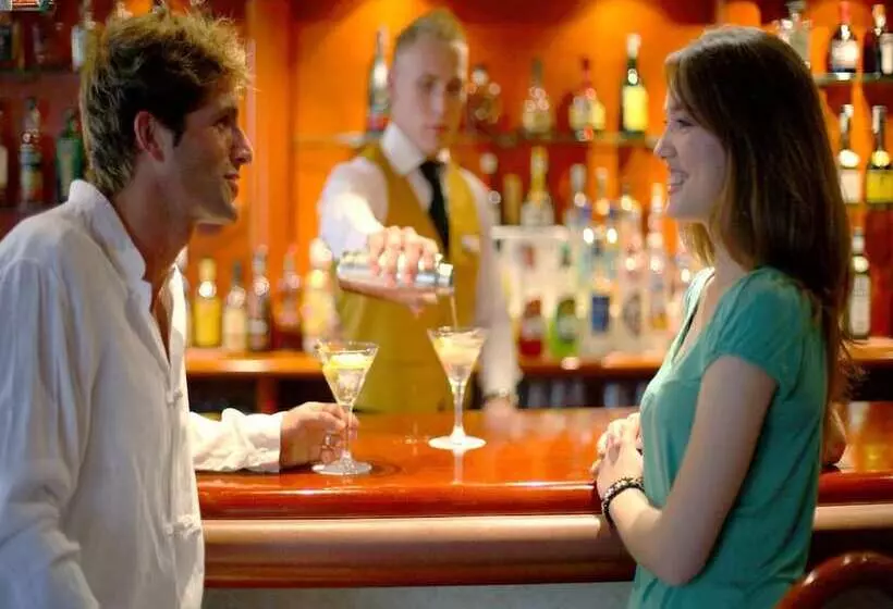 酒店 AR Roca Esmeralda & Spa