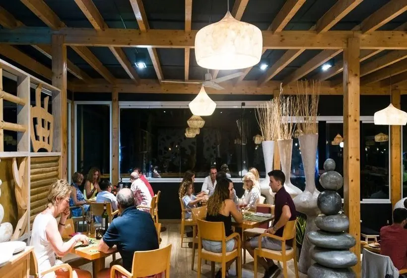 ホテル Evenia Zoraida Park