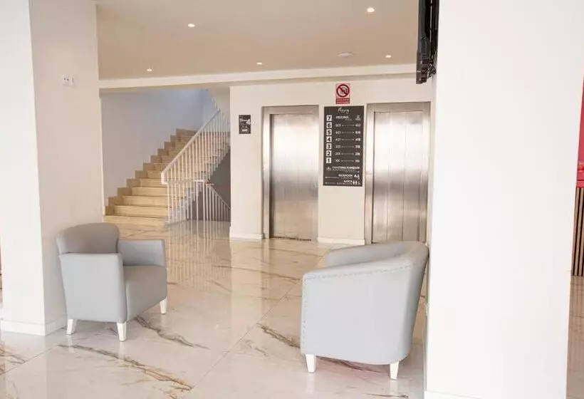 فندق Fleming Playa Poniente